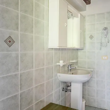 Apartament Il Serrino 5 *