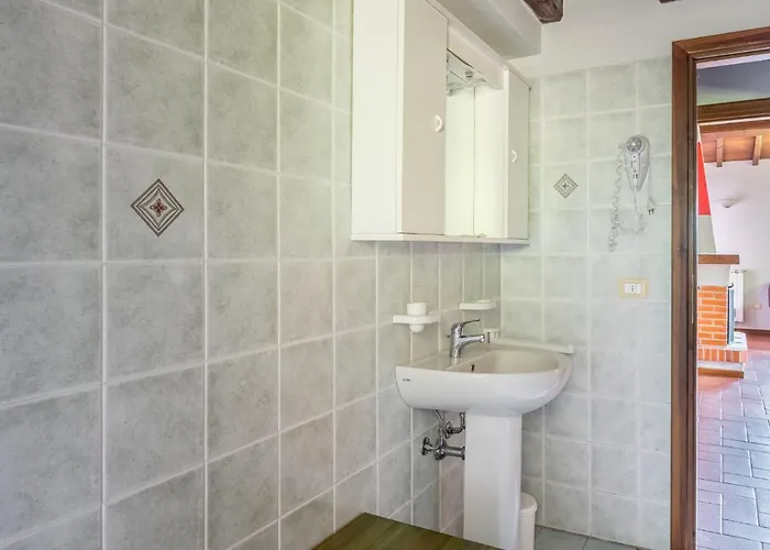 公寓 Il Serrino 5 *